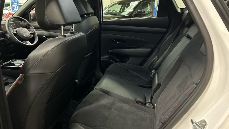 Hyundai TUCSON 1.6T 48V MHD N Line 5dr DCT Petrol Estate